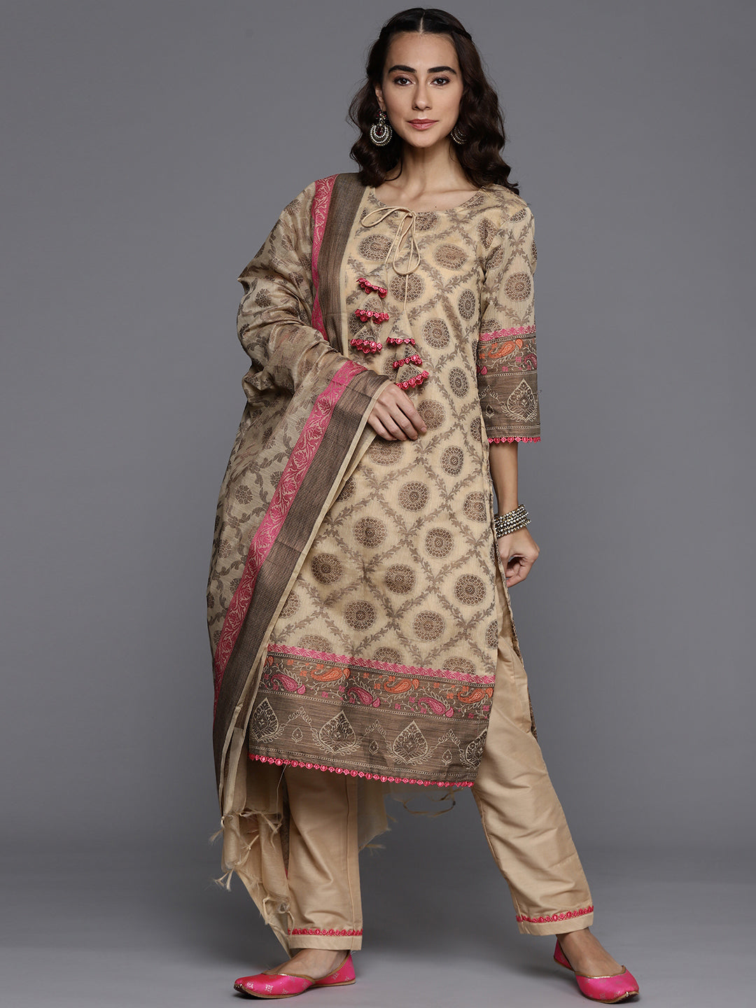 Made to Measure Beige Banarasi Weaving Embellished Kurta Pant Set With Handloom Dupatta